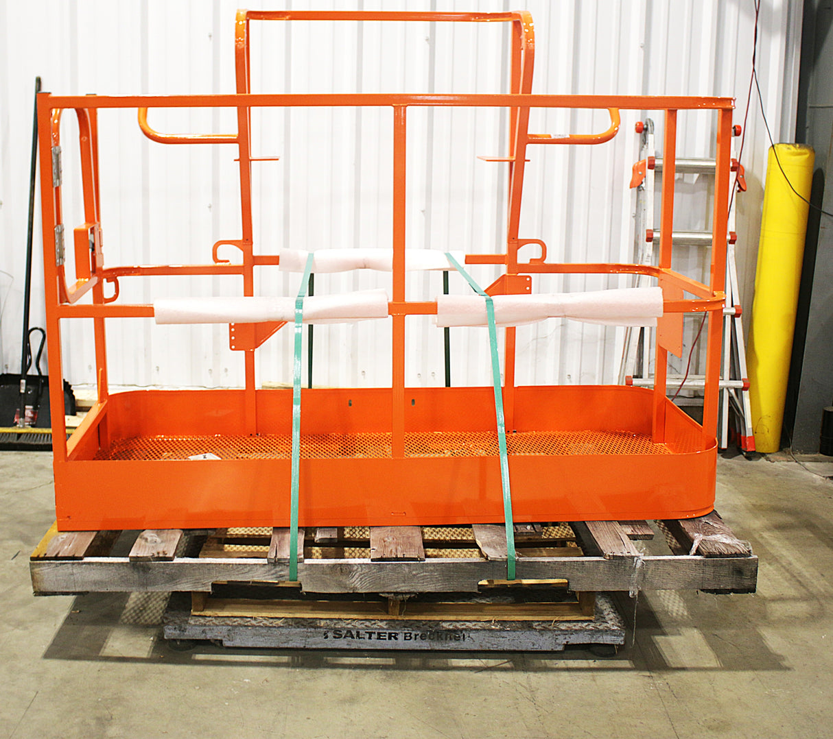 JLG ­-­ 1001188312 ­-­ PLATFORM - ASSY. 30 X 72 GATE