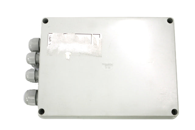 JLG ­-­ 1585570001 ­-­ ELECTRIC BOX