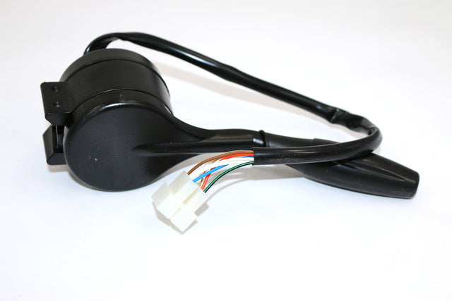 DOOSAN ­-­ 301404-00030 ­-­ SWITCH ASSY - DIRECTION - EG 1-4 TON