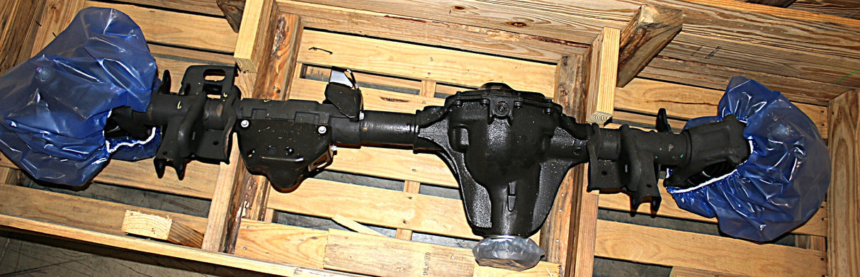 MOPAR ­-­ 68498883AD ­-­ FRONT COMPLETE AXLE ASSEMBLY