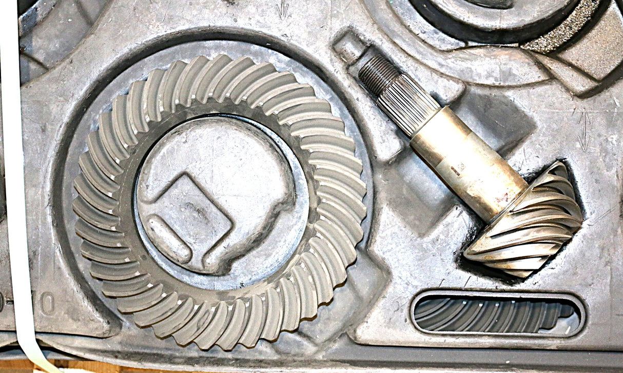 DANA SPICER ­-­ 10115607 ­-­ DIFF RING & PINION - M250 ADVANTEK REAR 3.55 RATIO