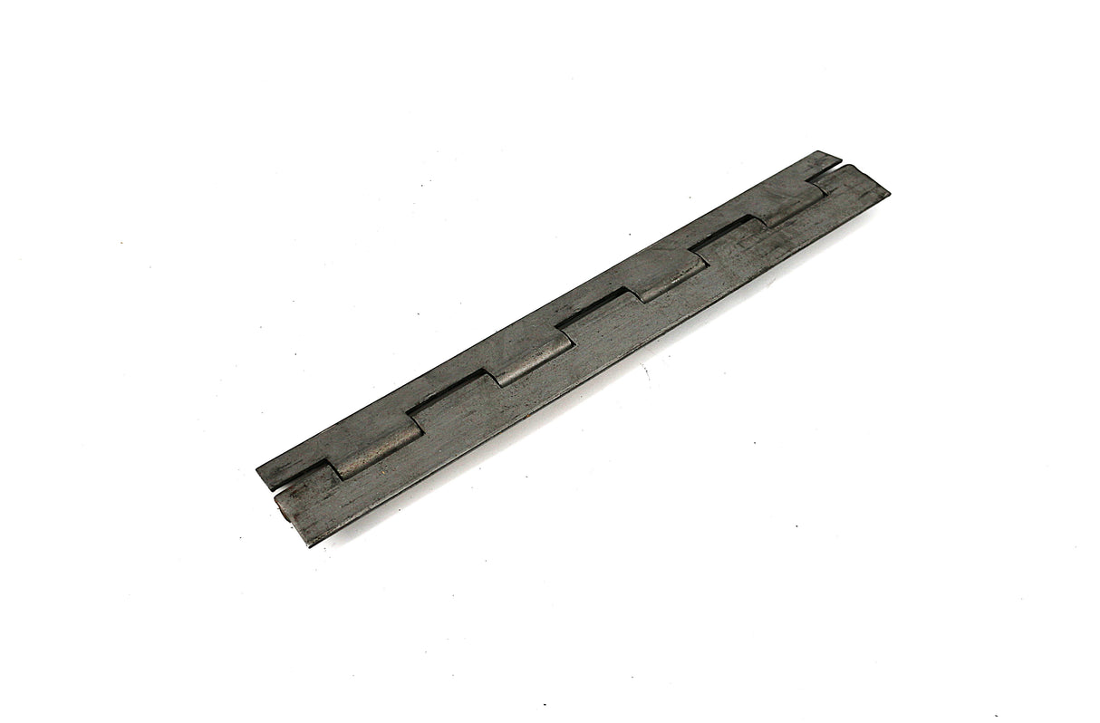 BOBCAT ­-­ 6713560 ­-­ HINGE DOOR