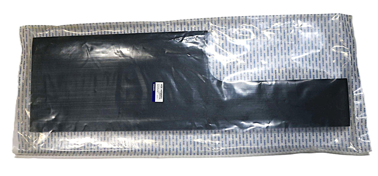 VOLVO ­-­ 14768001 ­-­ SPONGE_COWL