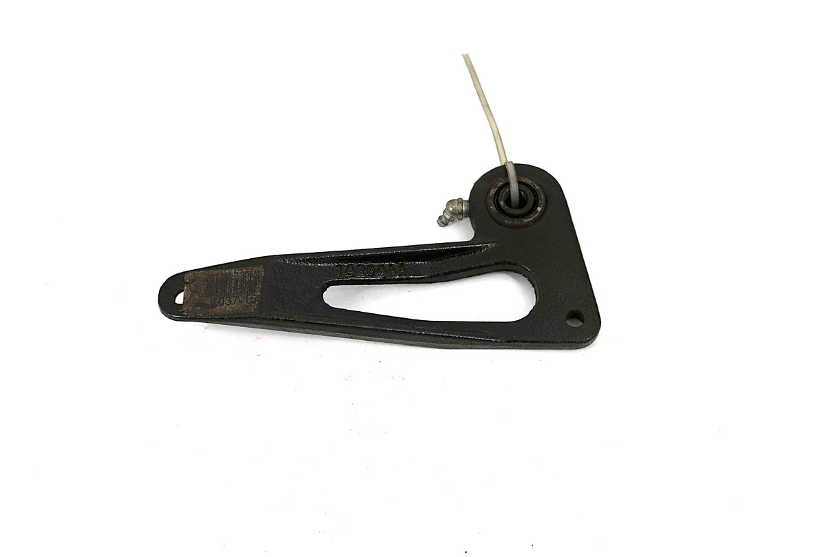 KENWORTH (PACCAR) ­-­ K037-158 ­-­ CLUTCH BELLCRANK