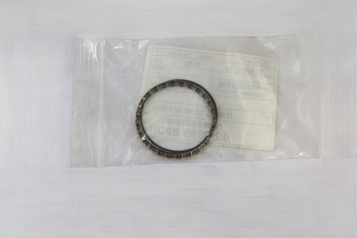 ATLAS COPCO ­-­ HC40068000 ­-­ RING 2.25 DIA OIL (3 PIECE)