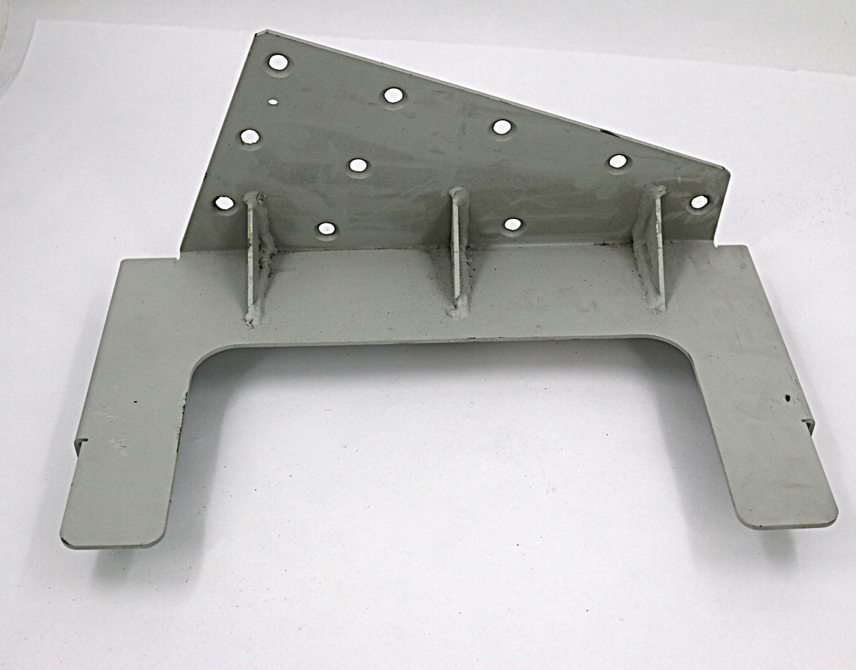 PREVOST ­-­ 22412700 ­-­ BRACKET