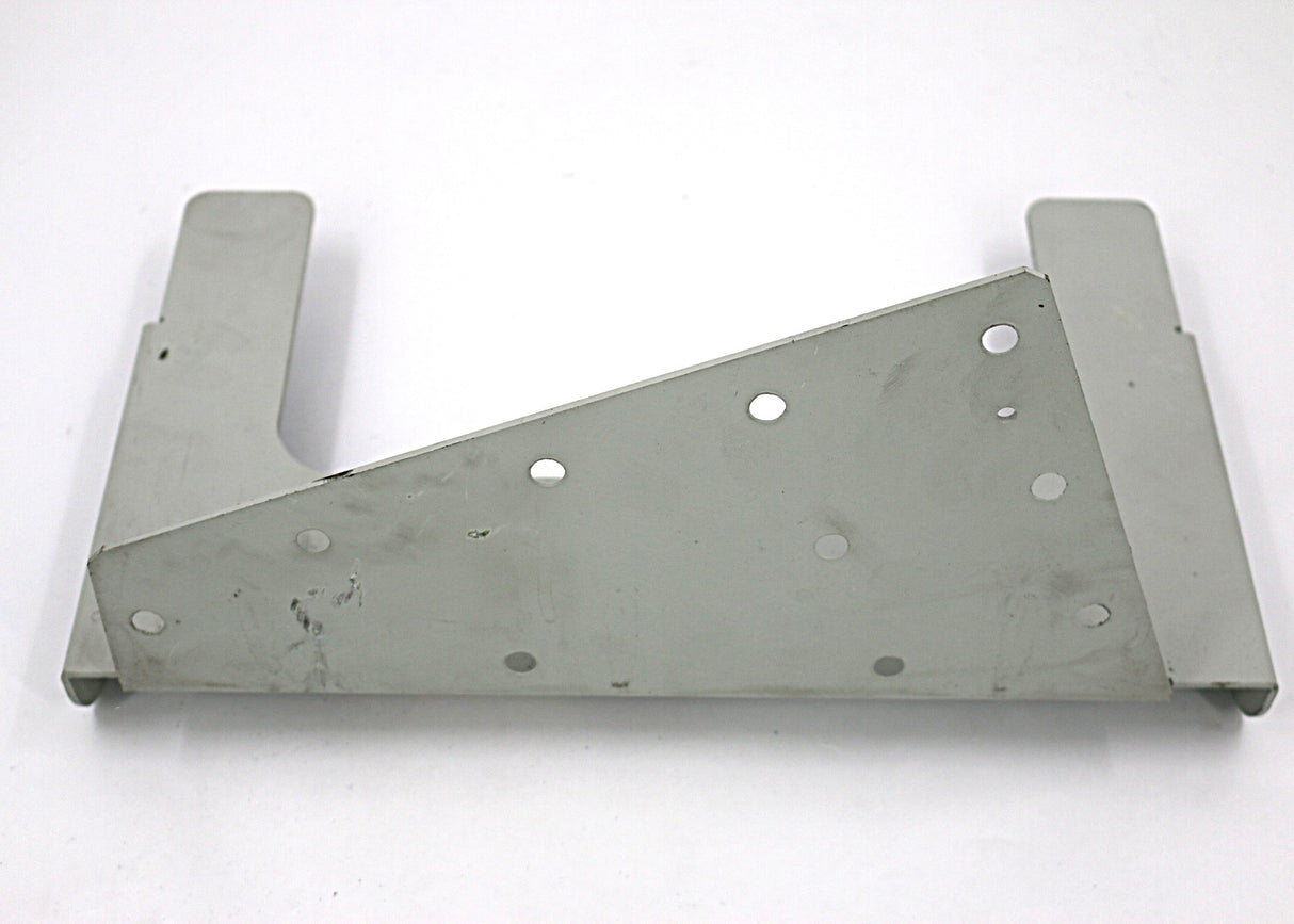 PREVOST ­-­ 22412700 ­-­ BRACKET