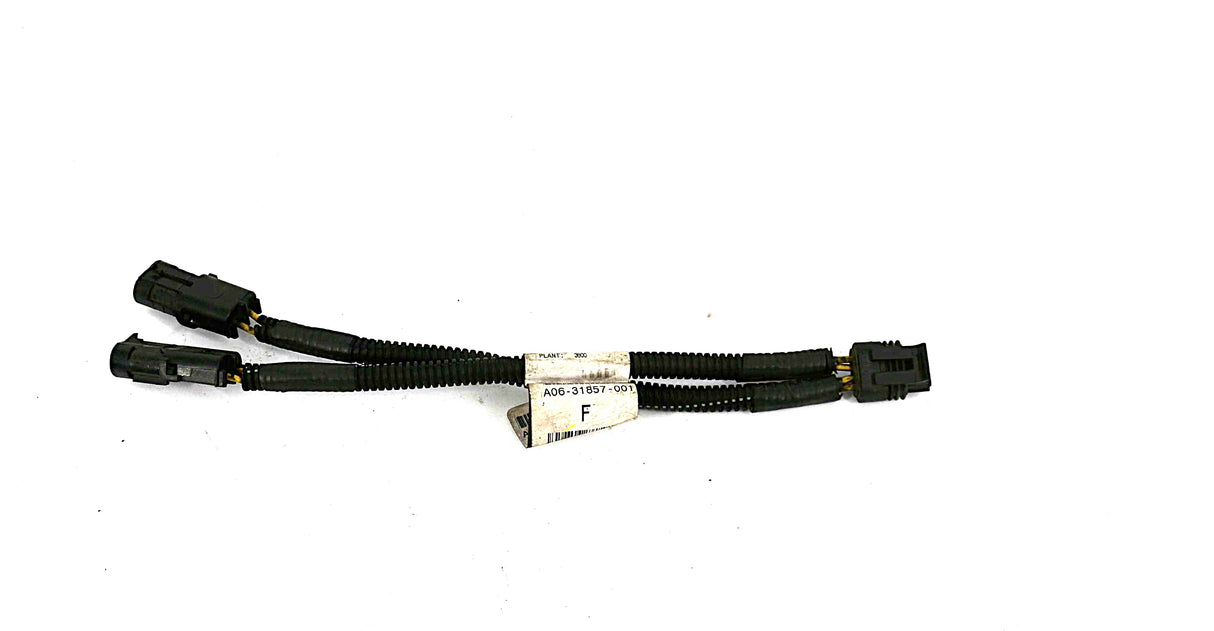 FREIGHTLINER TRUCK (DAIMLER) ­-­ A06-31857-001 ­-­ HARNESS JUMPER - SPEED SENSOR