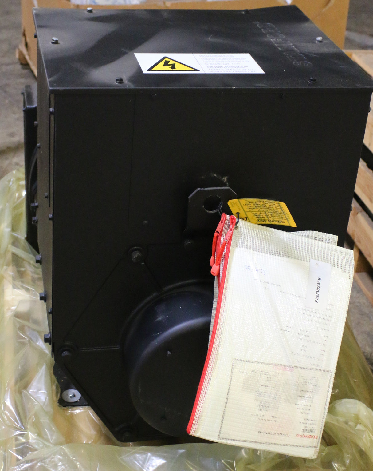 BOBCAT PORTABLE POWER ­-­ 46842138 ­-­ ALTERNATOR - TRI-VOLTAGE 150KVA 60Hz 3 PHASE