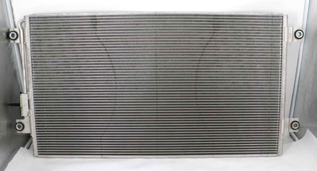 FREIGHTLINER ­-­ A22-72459-000 ­-­ CONDENSER