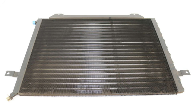 FREIGHTLINER TRUCK (DAIMLER) ­-­ 680 830 03 70 ­-­ CONDENSER