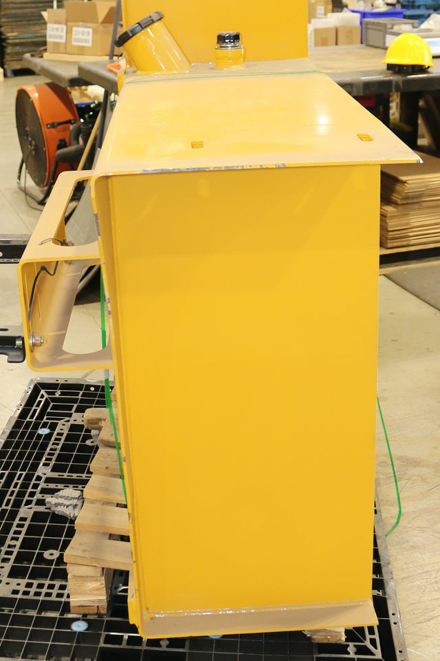 SANY ­-­ 12112652 ­-­ FUEL OIL TANK ASSEMBLY