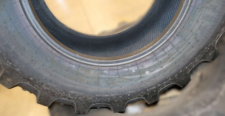 SANY ­-­ 61019659 ­-­ TIRE EZ RIDER R-4 19.5L-24
