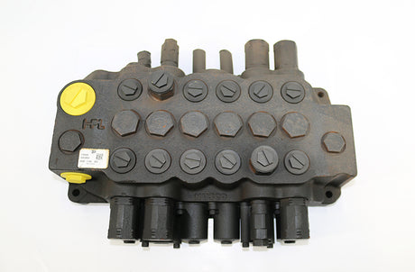 JCB ­-­ 333/D9889 ­-­ EXC VALVE JCB/SAE C/M VFLO