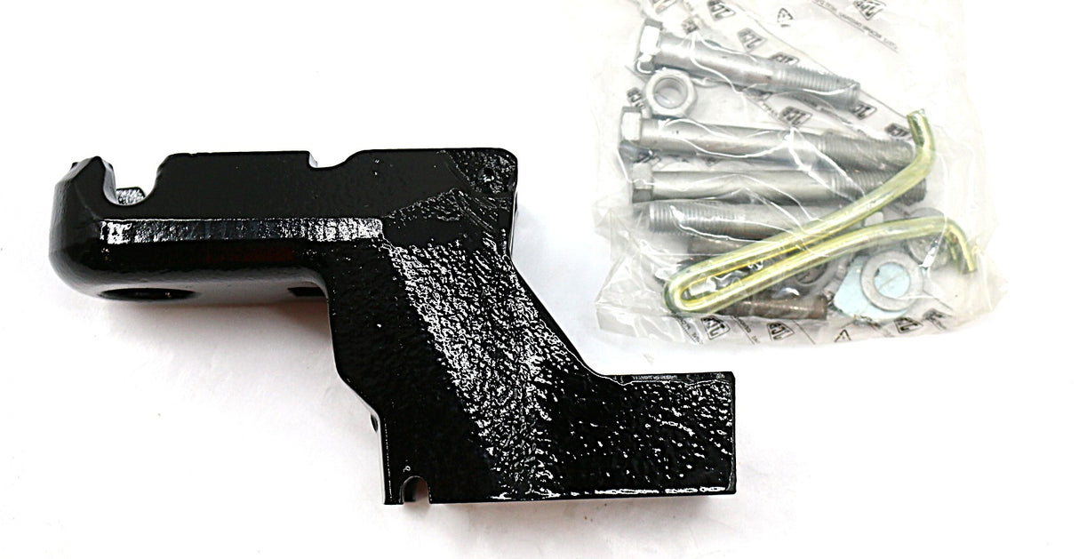 JCB ­-­ 331/68992 ­-­ CLEVIS - DRAWBAR