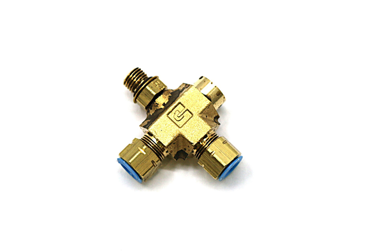 JCB ­-­ 402/F6317 ­-­ 4-WAY ADA SAE ORB -4/-6 X