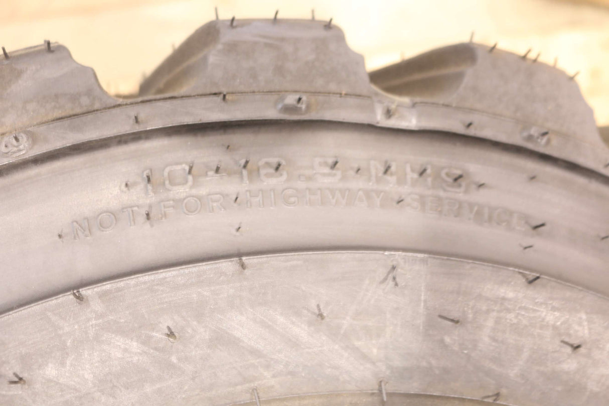 JCB ­-­ 42/915500 ­-­ TYRE-HD2000