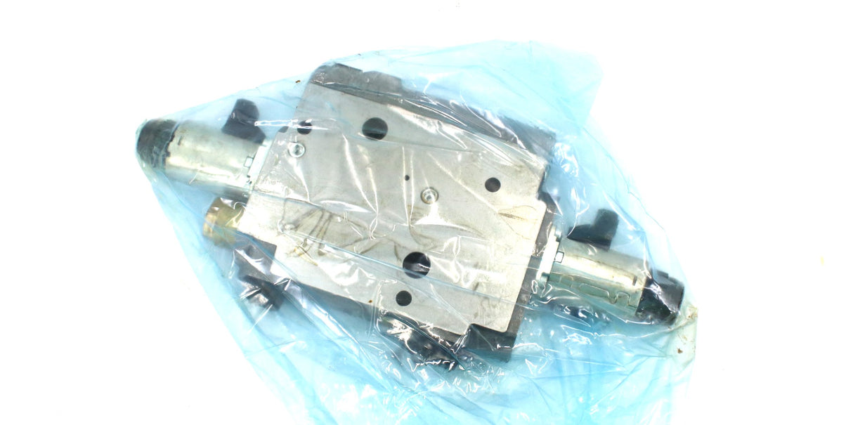 JCB ­-­ 25|220740 ­-­ VALVE SECTION