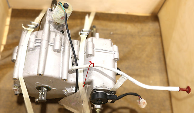 JCB ­-­ 333/Z0014 ­-­ TRANSMISSION ASSY V2