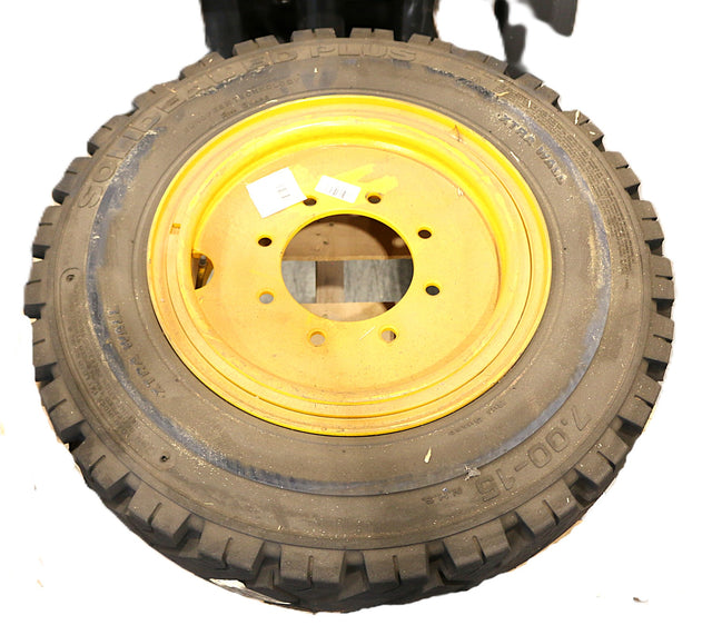 JCB ­-­ 333/L6447 ­-­ WHL & TYRE 7X15 14PL-RH J