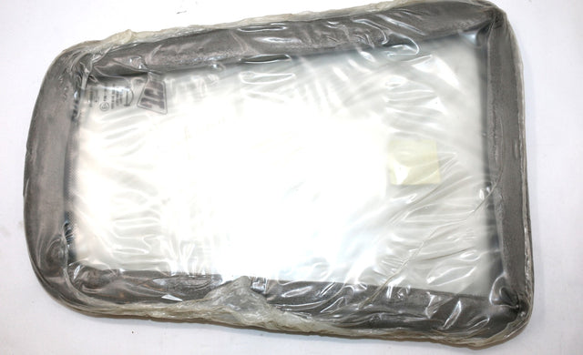 JCB ­-­ 827/20356 ­-­ GLASS -LOWER LEFT