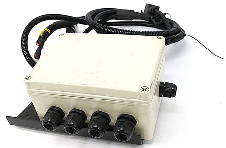 JCB ­-­ 333/L1841 ­-­ BOX