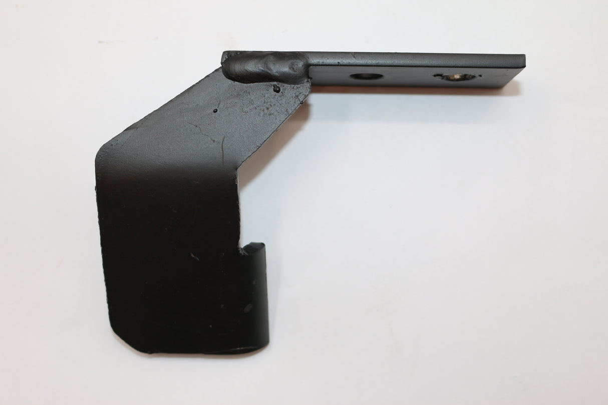 JCB ­-­ 123/06054 ­-­ PLATE LATCH MOUNT