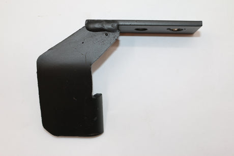 JCB ­-­ 123/06054 ­-­ PLATE LATCH MOUNT