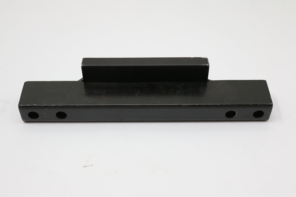 JCB ­-­ 335/A0134 ­-­ RETAINER
