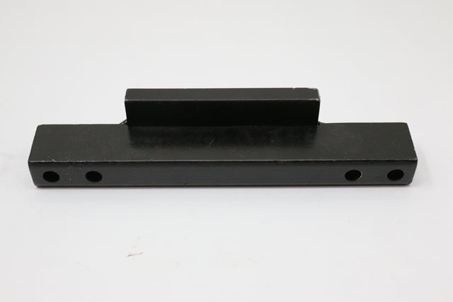 JCB ­-­ 335/A0134 ­-­ RETAINER