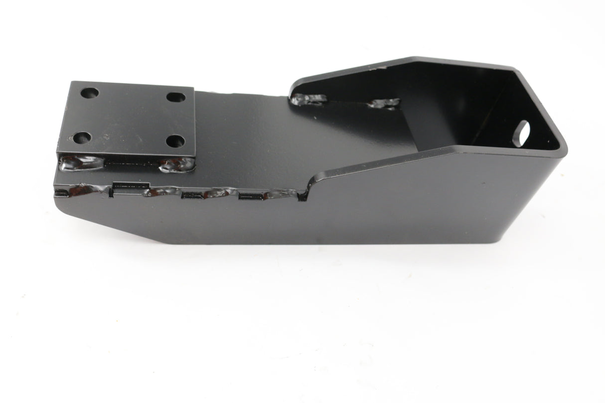 JCB ­-­ 320|09146 ­-­ ENGINE MOUNT REAR RH