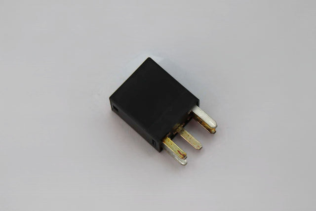 OMRON ­-­ G8V-RH-1C7T-R-DC12 ­-­ RELAY 12VDC