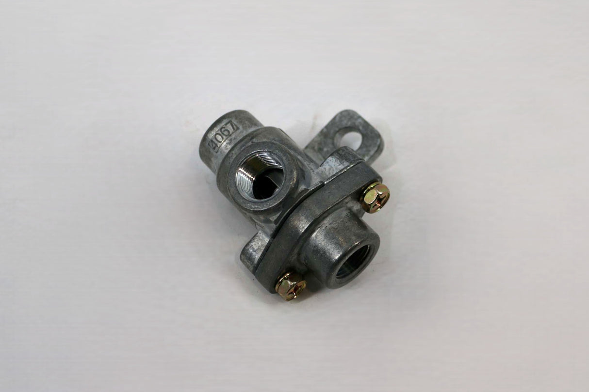 PAI INDUSTRIES - NOS ­-­ EM40670 ­-­ VALVE - REPLACES MACK 20QE2222R
