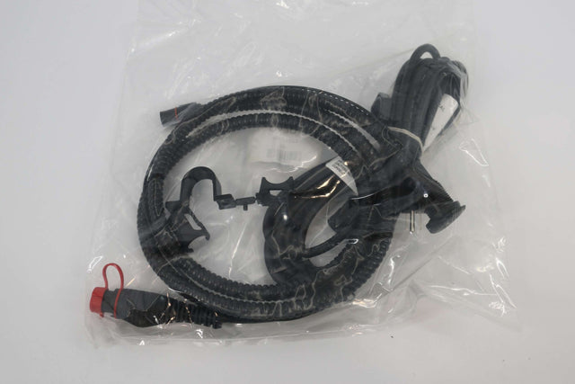 VOLVO PENTA ­-­ 22913006 ­-­ CABLE KIT HEATER