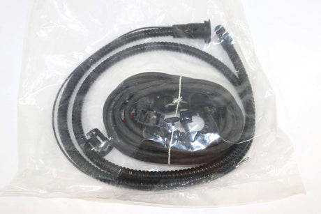 VOLVO PENTA ­-­ 23398081 ­-­ CABLE KIT FOR ENGINE HEATER