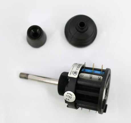 EUCHNER ­-­ KET13 ­-­ JOYSTICK AC-15 230V 4A DC-13 24V 2A