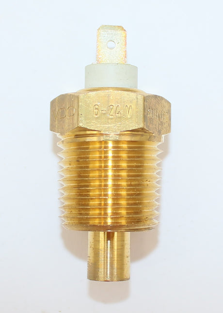 VDO ­-­ 323-801-001-010 ­-­ SENSOR - TEMPERATURE 40-120C 1/2 NPT EARTH 6-24V