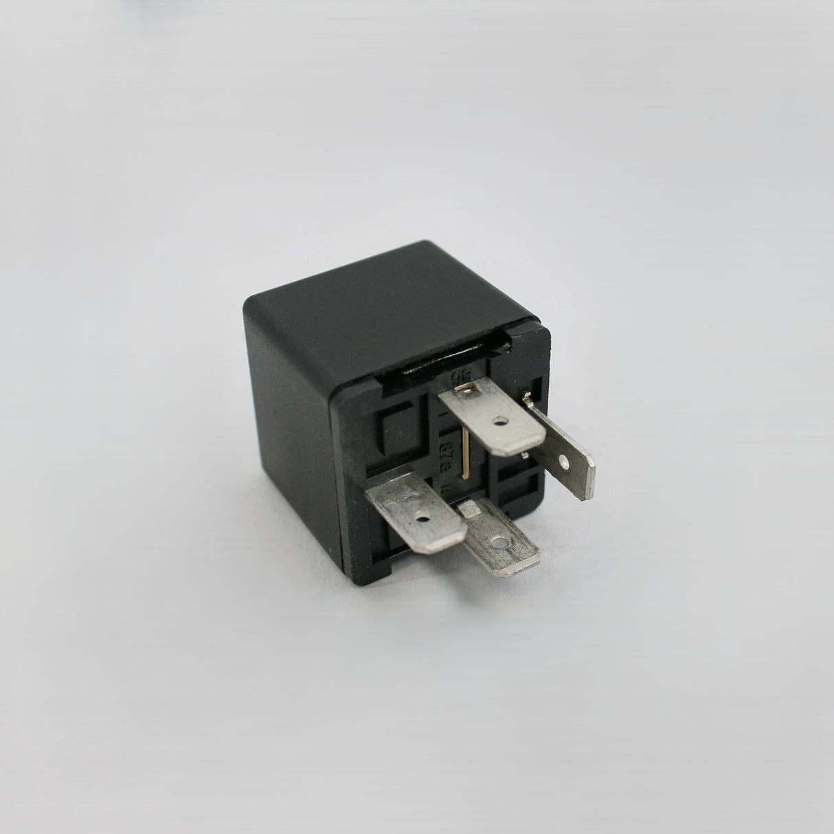 NF NINGBO FORWARD RELAY CORP ­-­ NVF4-1A-Z40AD ­-­ RELAY SOLENOID