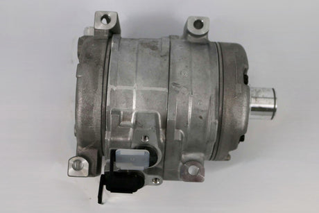 DENSO ­-­ 447220-3515 ­-­ COMPRESSOR ASSEMBLY 24V 152mm CLUTCH DIAMETER