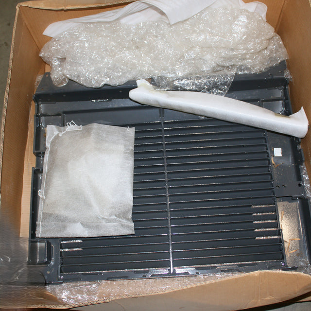 CASE ­-­ 735163006 ­-­ DOOR REAR HEAVY DUTY