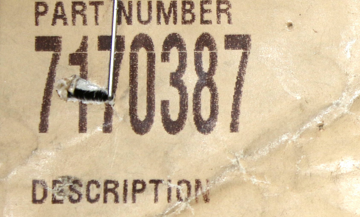 BOBCAT ­-­ 3974972 ­-­ GASKET