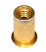 BOBCAT ­-­ 04-015 ­-­ INSERT RIVET