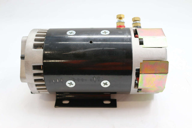 JLG ­-­ 70400490 ­-­ MOTOR