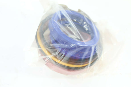 JLG ­-­ 70400595 ­-­ SWING CYLINDER SEAL KIT - HERCULES 7161903