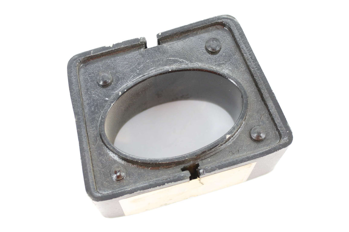 JLG ­-­ 70047515 ­-­ BUSHING MOUNTING - STEER AXLE