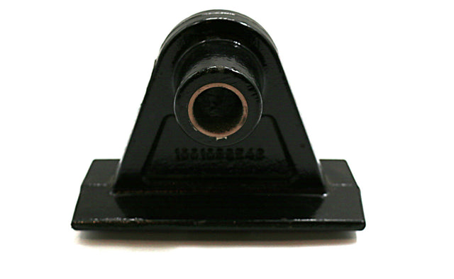 JLG ­-­ 1001099546 ­-­ SUPPORT - BOTTOM SLIDER