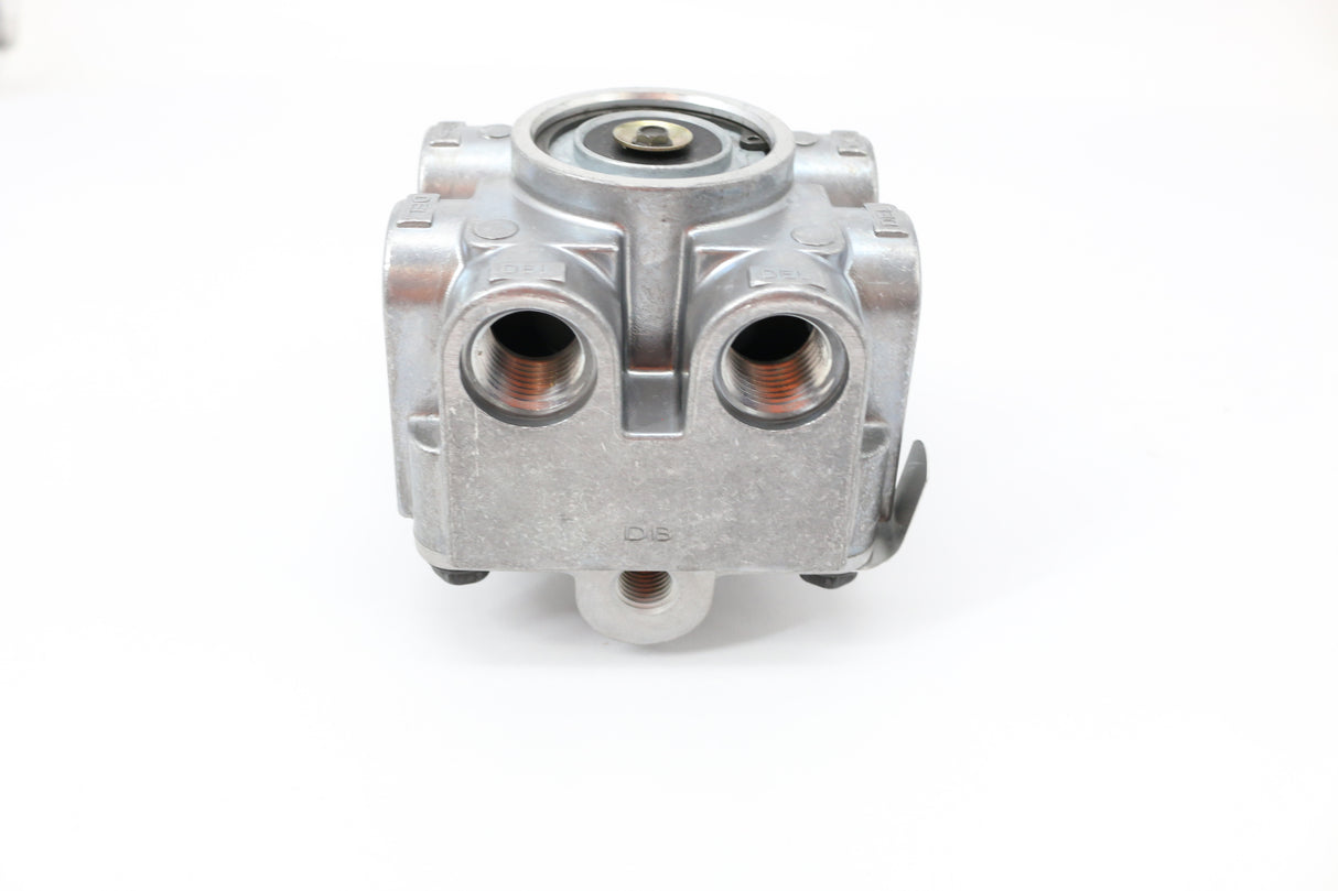 WABCO ­-­ RKN28067 ­-­ RELAY VALVE