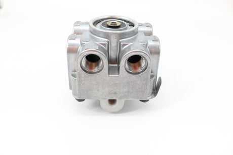 WABCO ­-­ RKN28067 ­-­ RELAY VALVE
