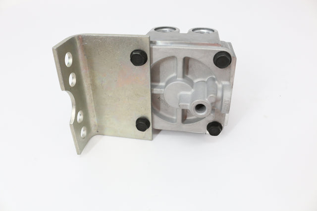 WABCO ­-­ RKN28067 ­-­ RELAY VALVE