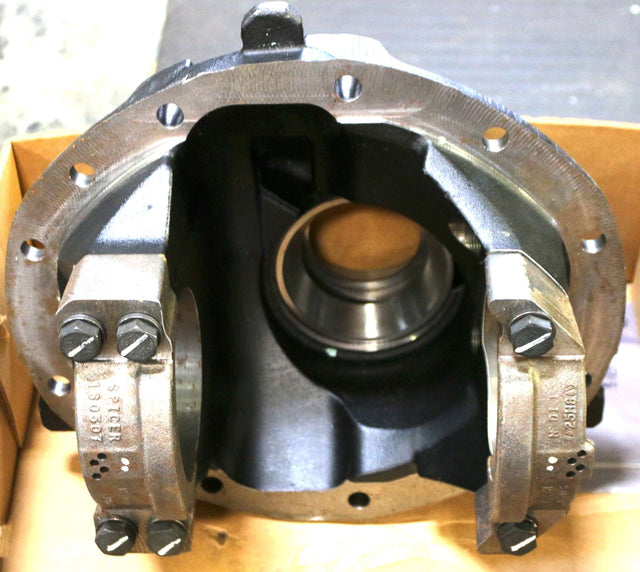DANA SPICER ­-­ 504044F ­-­ CARRIER & CAP KIT MOD S110 W| PARK BRAKE